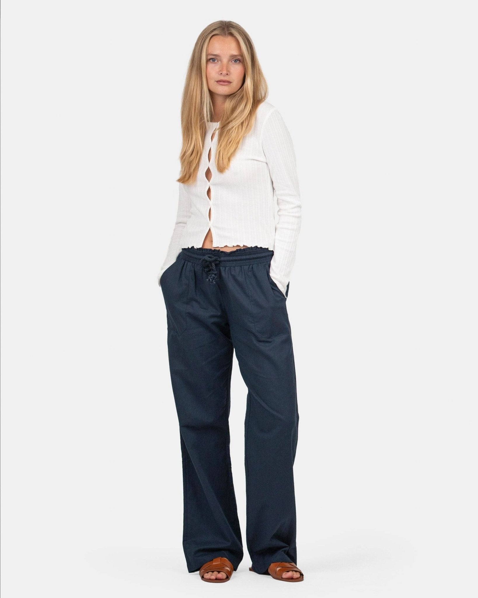 Hørbukser Lavtaljede Navy | Skagen - clothing.dk